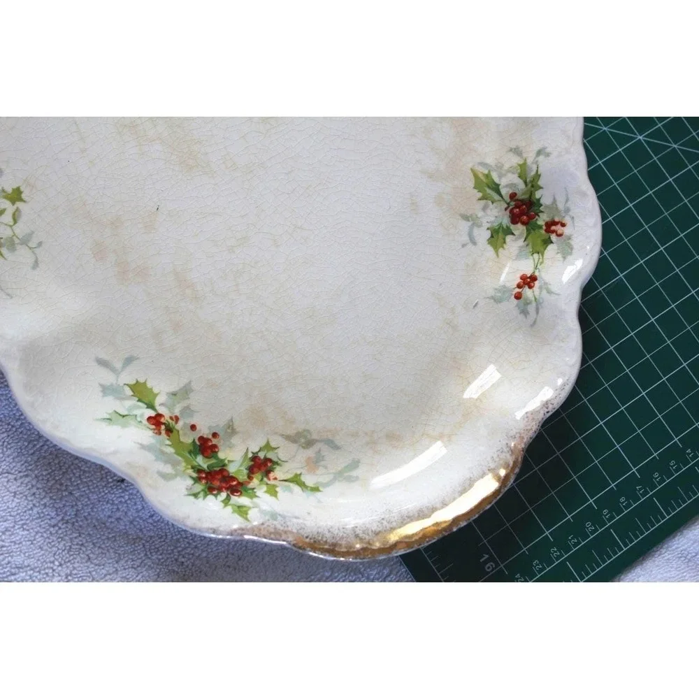 Homer Laughlin Hudson Holly Scalloped Oval Serving‎ Platter 15.5 Inch